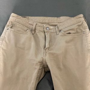 Levi’s 511 Khakis gently used 32x34